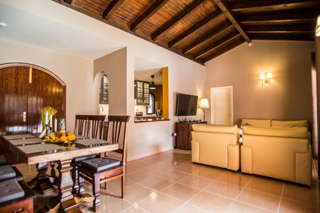 Casa Perla - With Big Garden&private Pool Villa